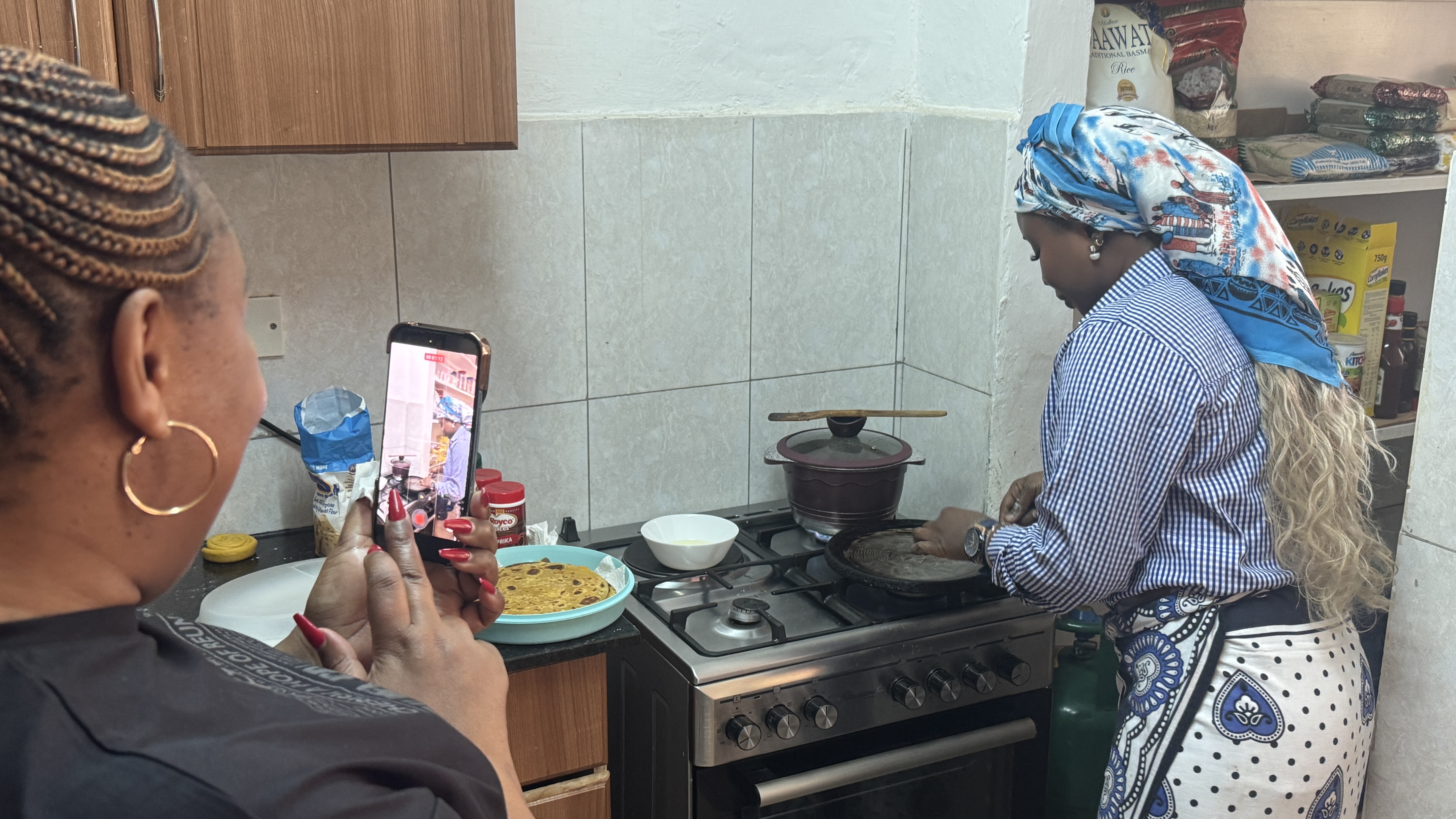 Traditional Foods Cooking Class and Local Market