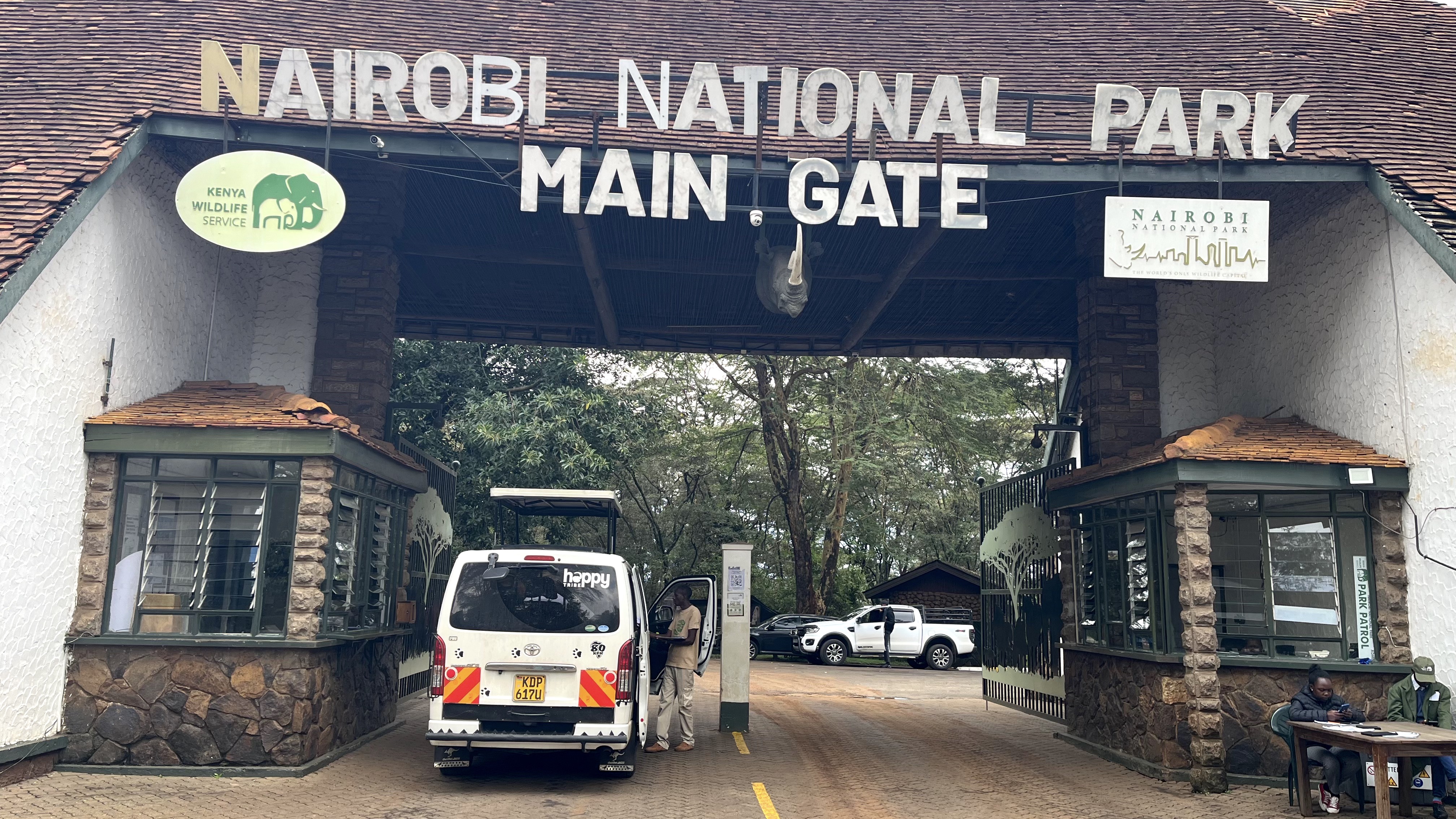 National Park, Elephant Orphanage & Giraffe Center